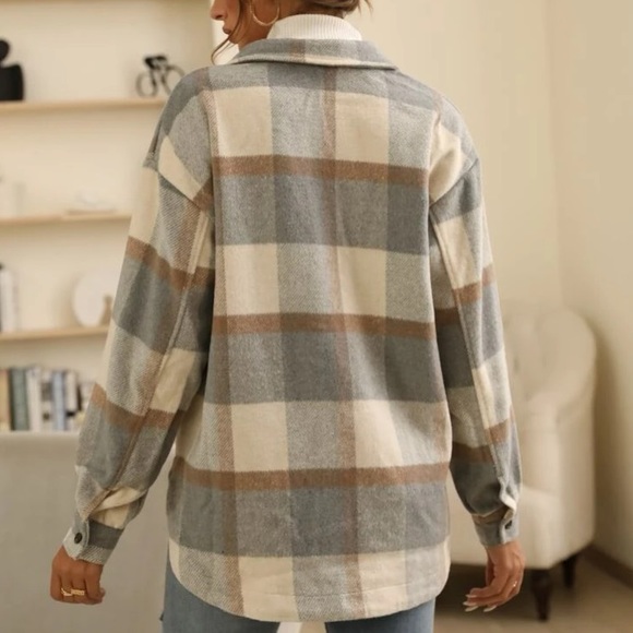 Plaid flap pocket coat - Picture 3 of 8